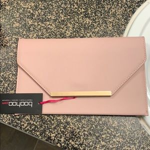clutch purse